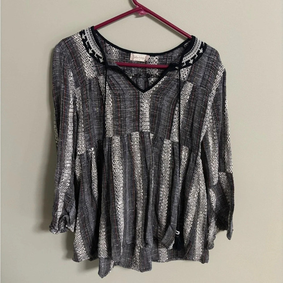 Altar’d State Size Small Boho V-neck Bell Sleeves Flowy Tassels Beaded Top - Picture 1 of 8